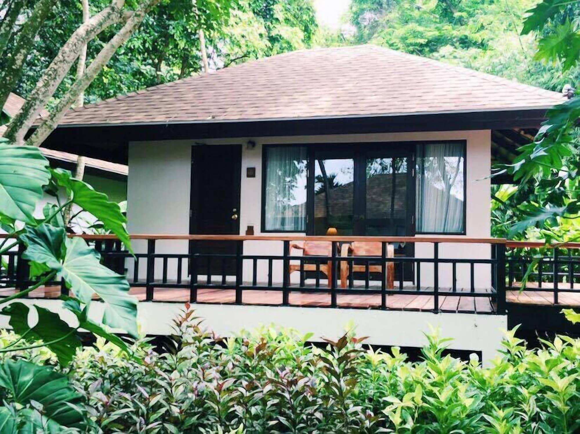 Mooban Talay Resort Koh Samet Exterior photo